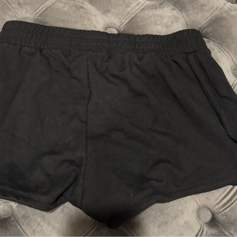 TALENTLESS Women's Black Athletic Shorts - Picture 2 of 3